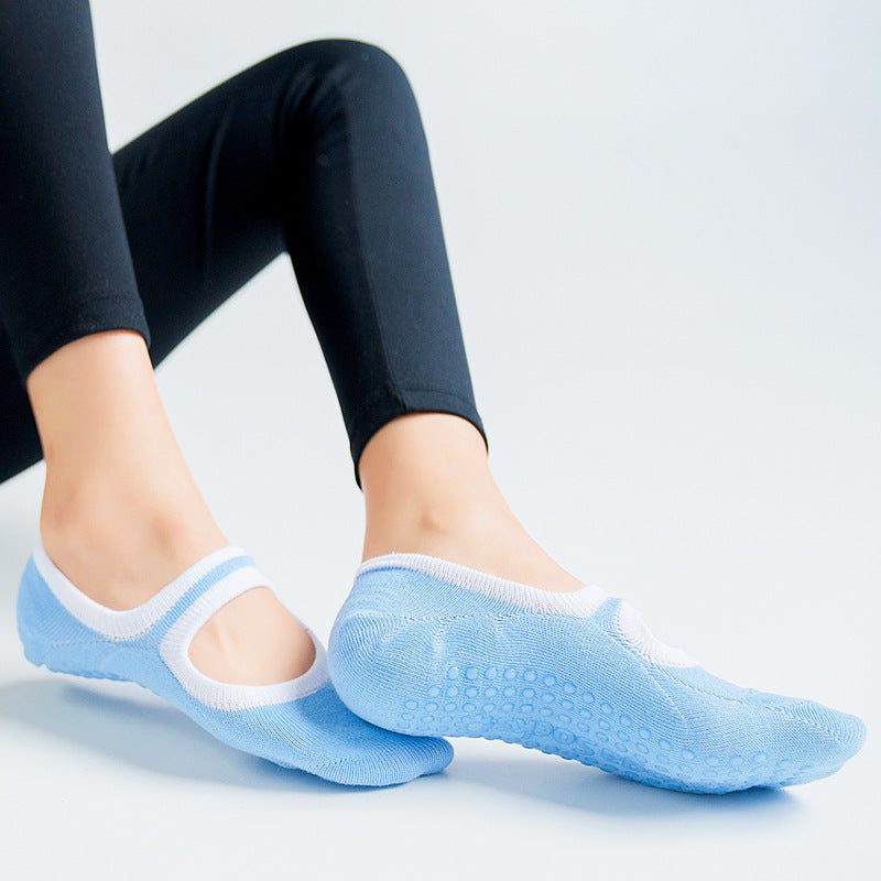 Non-slip indoor socks