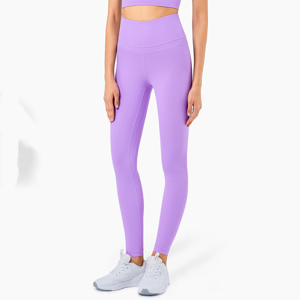 Nude sports leggings with back pocket
